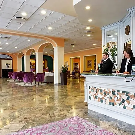 Columbia Terme מלון
